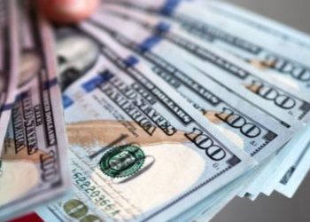 El tipo de cambio presenta una ligera baja en marzo 2023