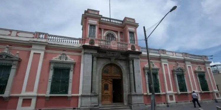 El Tribunal Supremo Electoral inscribe a 23 binomios presidenciales