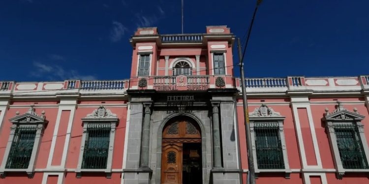 El TSE comienza proceso para oficializar los resultados de la primera vuelta electoral