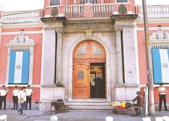 El TSE se compromete a tener resultados finales el lunes 26 a las 11 de la mañana