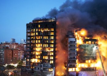 Elevan a diez el número de muertos tras voraz incendio en Valencia