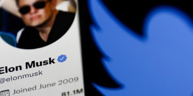 Elon Musk cobraría 20 dólares mensuales a cuentas verificadas en Twitter