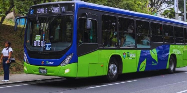 Emetra confirma servicio gratuito en Tu Bus para traslado a cementerios este Día de los Santos