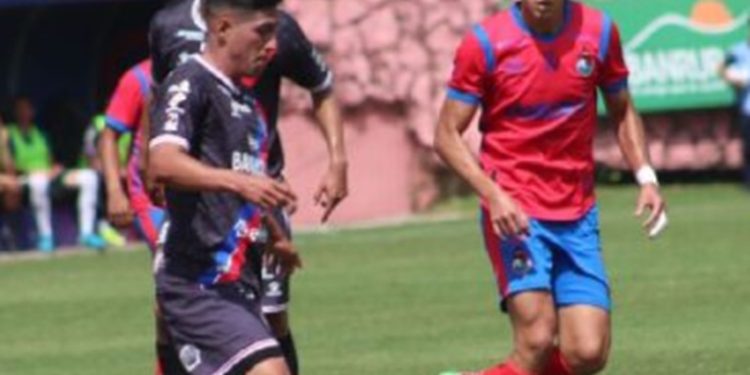 Empate entre Municipal y Xelajú MC deja a ambos equipos en la cima del torneo