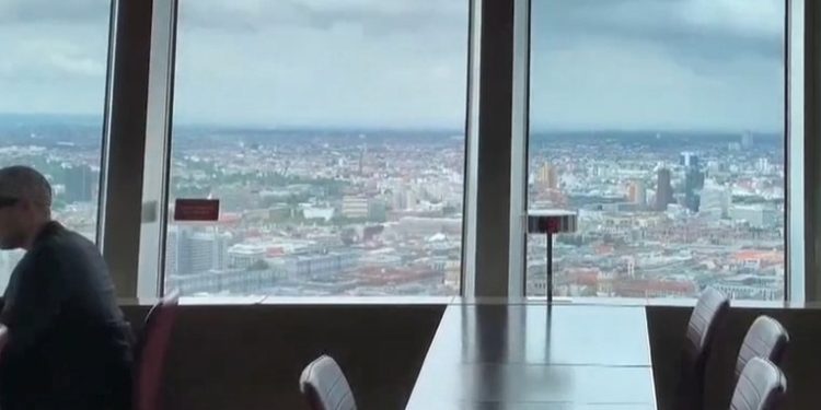 Empresa alemana ofrece teletrabajar desde cualquier ubicación