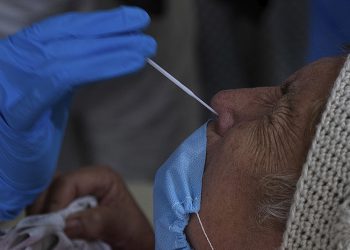 Empresa dispuesta a devolver dinero de pruebas cuestionadas en el ministerio de Salud
