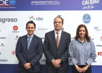 Empresarios guatemaltecos enfatizan la importancia de respetar la voluntad popular en el Encuentro Nacional.