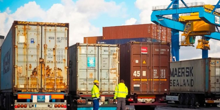 Empresarios guatemaltecos exigen al gobierno priorizar reparación de la red vial