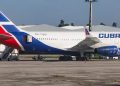 Empresas niegan combustible a aerolínea cubana en Argentina