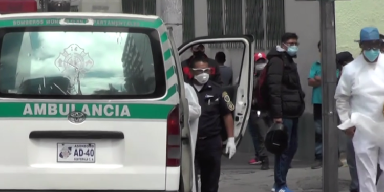 Enfermos renales solicitan no cambiar centros de atención
