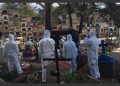 Entre 9 a 10 personas semanales son enterradas tras haber muerto de Covid-19
