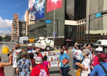 Es un lujo comer proteí­na: la precaria situación de jubilados y pensionados venezolanos