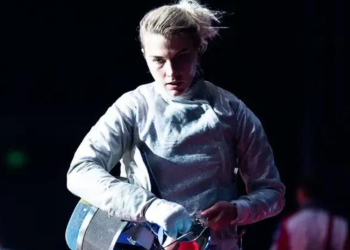 Esgrimista, descalificada por no dar la mano a rival rusa