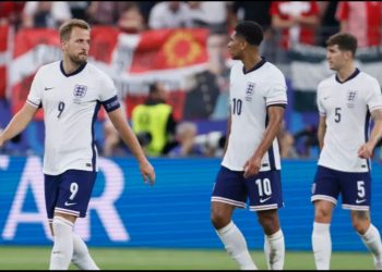 Eslovenia rasca un punto ante una rácana Inglaterra y logra una clasificación histórica