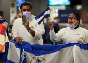 España ofrece la nacionalidad a 94 opositores nicaragí¼enses declarados apátridas