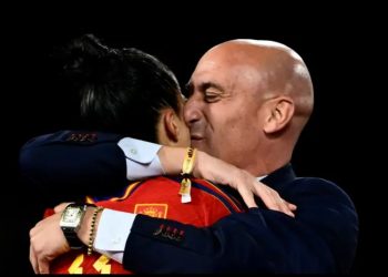 España: piden prisión para Rubiales por beso a Jenni Hermoso