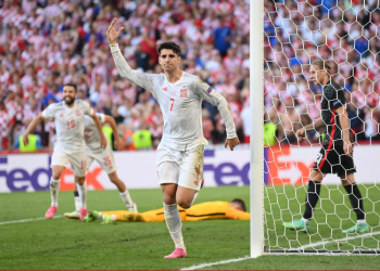 España regresa a cuartos de final de una Eurocopa tras golear a Croacia con prórroga incluida