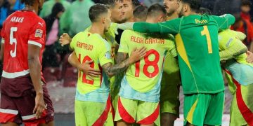 España se sobrepone a la expulsión y a su propio debate sobre el estilo para dar un golpe de mando en Suiza