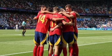 España sufre para ganar a Uzbekistán en el arranque de las competiciones olímpicas de París 2024