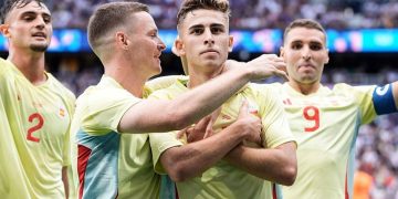 España vence a Francia en París y vuelve a ganar la medalla de oro del fútbol 32 años después