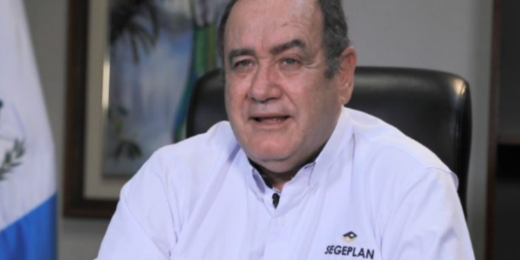 Esperan sobrepasar los 1900 becarios en la primera Feria virtual de Becas 2020