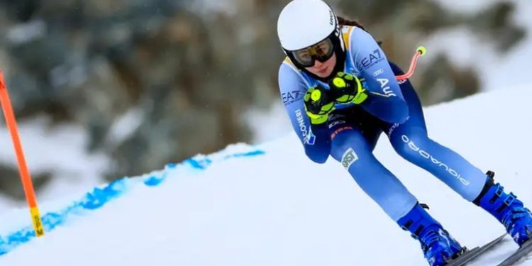 Esquiadora italiana de 19 años muere tras sufrir caída