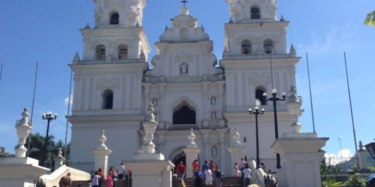 Esquipulas se prepara para recibir a 230 mil peregrinos en veneración del Cristo Negro