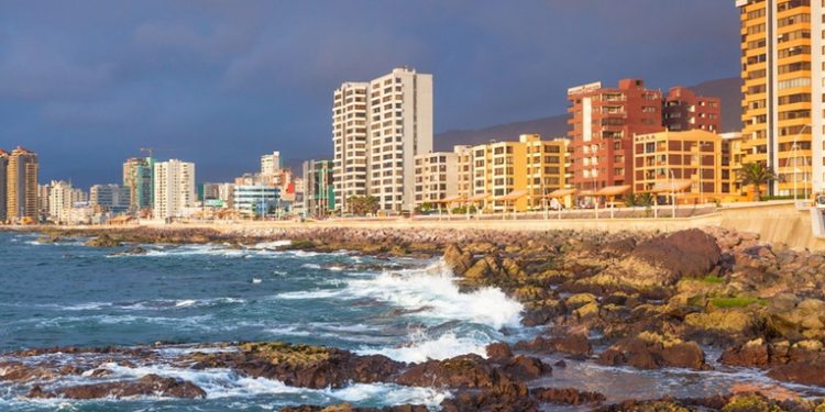 Esta es la primera ciudad de Latinoamérica que se abastece 100 % con agua de mar