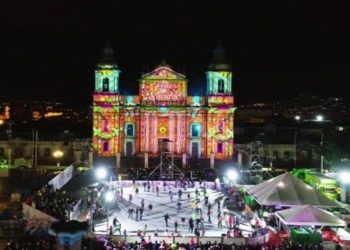 Esta noche será inaugurado el festival navideño en el paseo de la Sexta Avenida