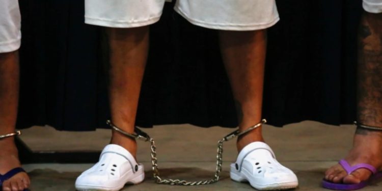 Â¿EstaÌ relacionada la reduccioÌn de homicidios con la desaparicioÌn de personas en El Salvador?