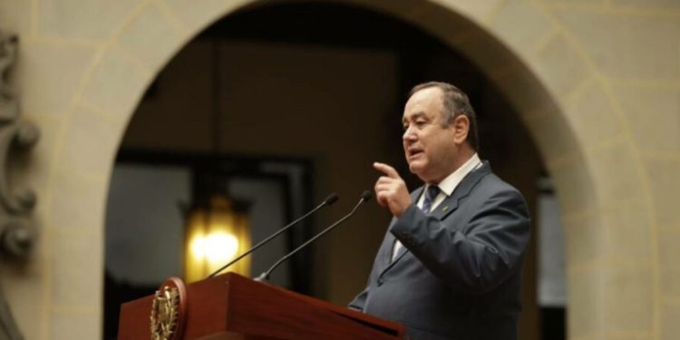 Estados Unidos confirma retiro de visa para Alejandro Giammattei