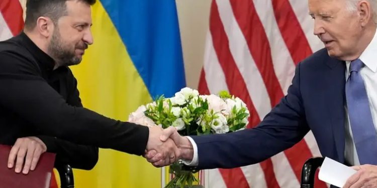 Estados Unidos entrega nuevo paquete militar a Ucrania