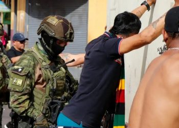 Estados Unidos enviará altos cargos militares a Ecuador