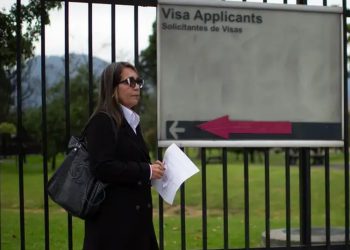 Estados Unidos retoma los servicios consulares en Colombia