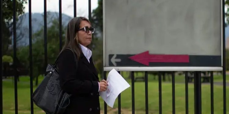 Estados Unidos retoma los servicios consulares en Colombia