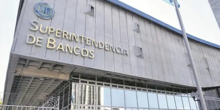 Este 26 de agosto finaliza recepción de expedientes para cargo de Superintendente de Bancos