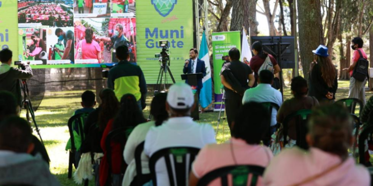 Este 27 de noviembre dan inicio los bazares navideños de la municipalidad