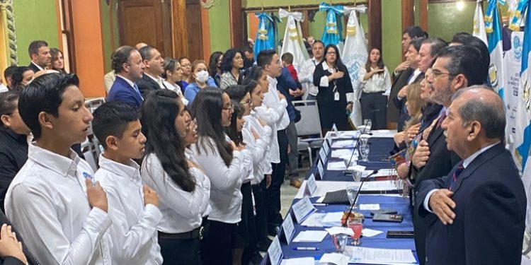 Este miércoles fue juramentado el Tribunal Electoral Infantil