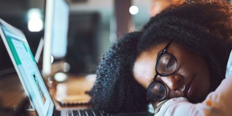 Esto es lo que nos hace sentirnos cansados todo el tiempo