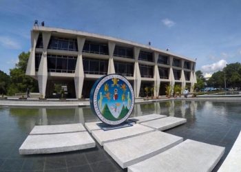 Estudiantes graduandos registran una mejoran año con año