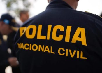 Estudiantes protegidos: PNC intensifica seguridad en colegios tras crimen de estudiante