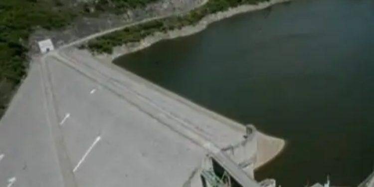 Evaluarán estado de emergencia energética en medio de previsiones de lluvias suficientes, informa MEM