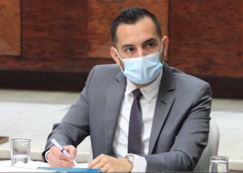 Ex fiscal de la FECI renuncia y sale del paí­s