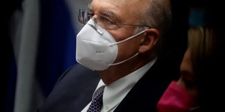 Ex presidente El Salvador a juicio por masacre de jesuitas