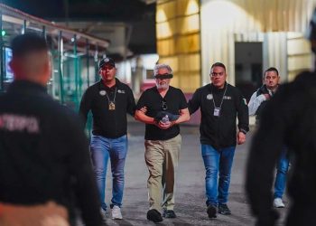 Exdiputado Luis Rabbé es deportado a Guatemala en cumplimiento de una orden de extradición