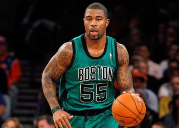 Exjugador de la NBA dirige una trama para defraudar más de 5 millones de dólares en la liga de baloncesto