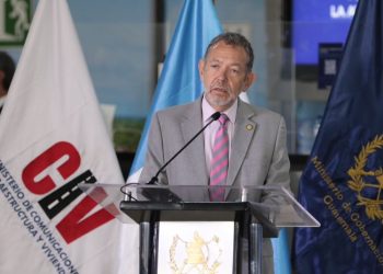 Exministro de Comunicaciones Félix Alvarado rompe el silencio tras su dimisión