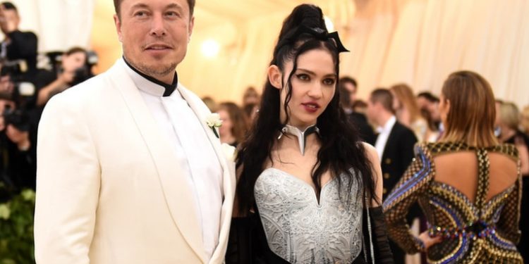 Expareja de Musk lo demanda por derechos parentales de tres de sus hijos