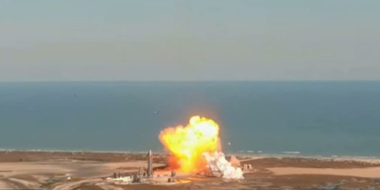 Explota nave prototipo creada para llevar pasajeros a la Luna y Marte