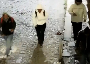 VíDEO: Exponen a 4 asaltantes que agreden y roban a ví­ctima en La Antigua